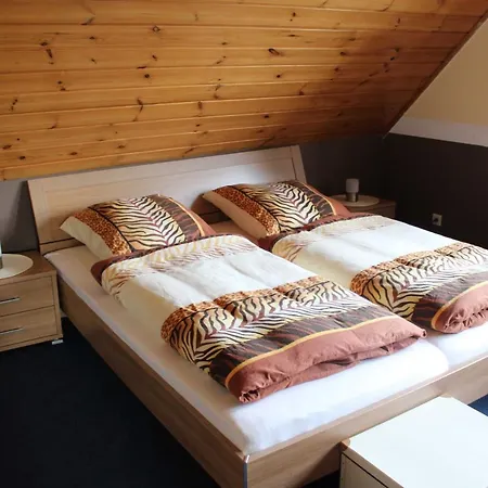 Hooge Loogen, 35212 * Holtland