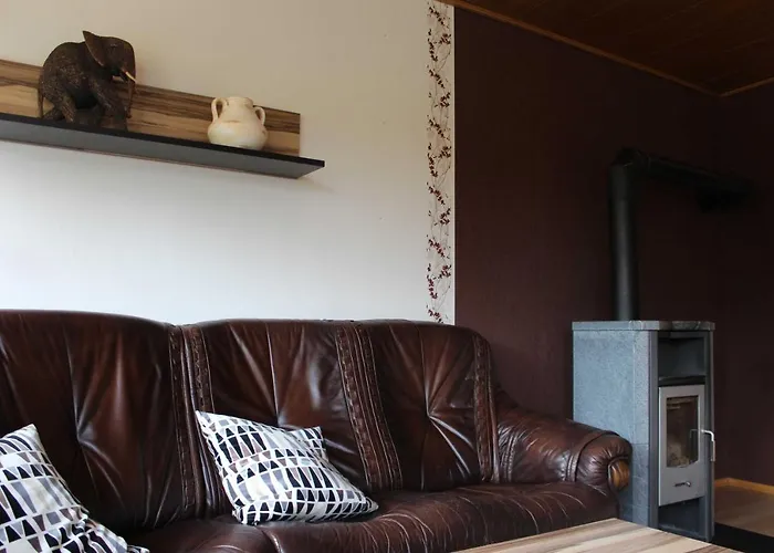 Hooge Loogen, 35212 * Holtland